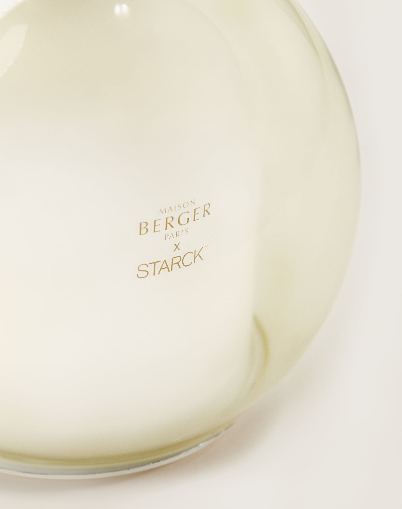 Difusor eléctrico by Starck Peau d'Ailleurs