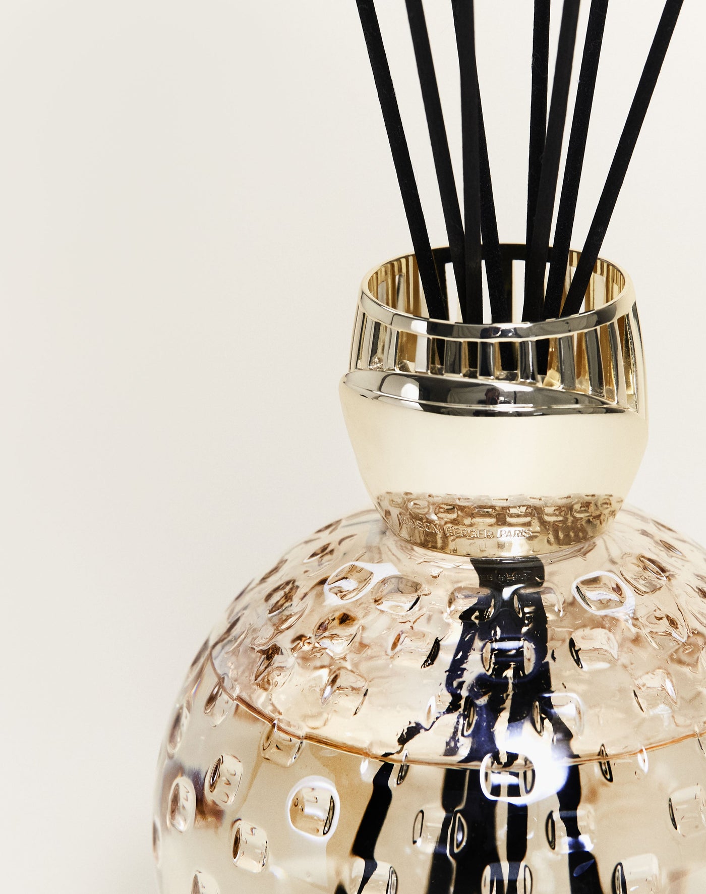 Bouquet Edición de Arte Crystal Globe Nude