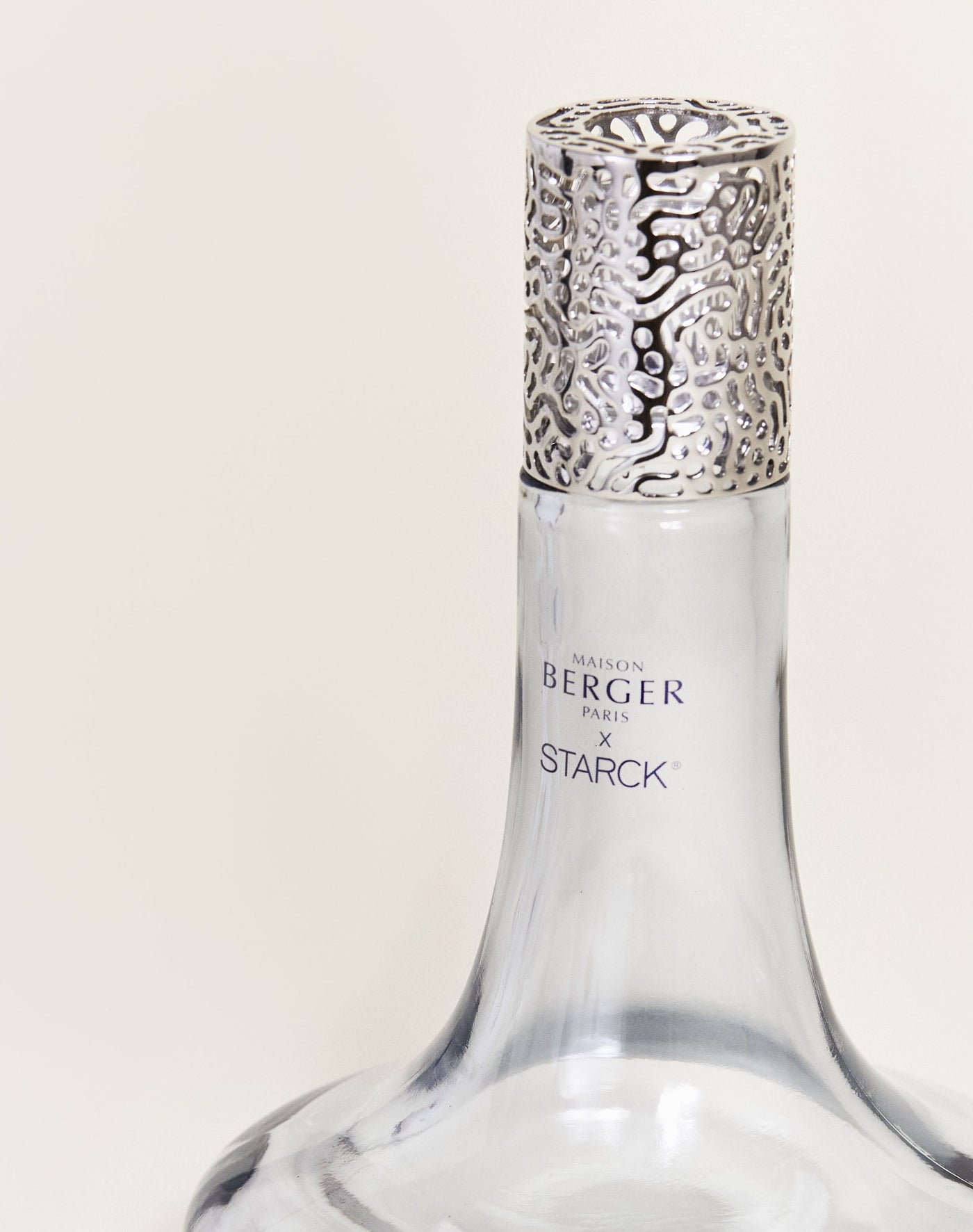 Cofre lámpara Berger by Starck Peau de Pierre